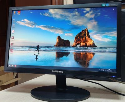 Лот: 20770015. Фото: 1. Монитор 20" Samsung E2020N/1600x900... ЖК-мониторы