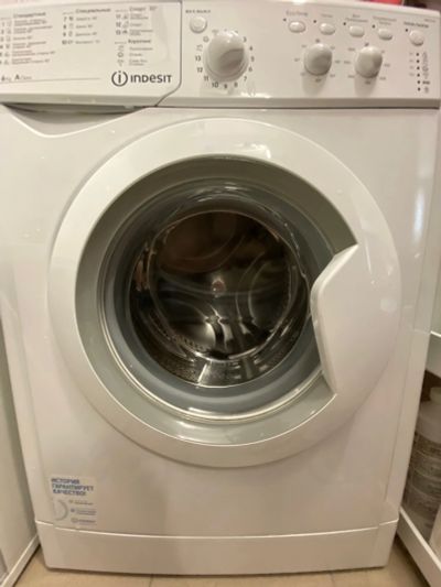 Лот: 18455418. Фото: 1. Стиральная машина Indesit IWC... Стиральные машины