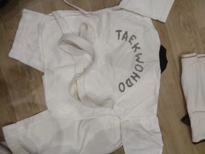 Лот: 10883353. Фото: 1. Кимоно. Одежда для боевых искусств