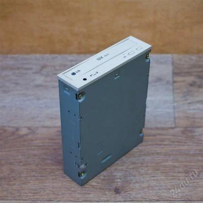 Лот: 1117395. Фото: 1. LG 52X. Приводы CD, DVD, BR, FDD