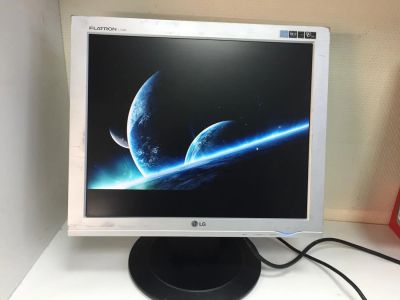 Лот: 8951790. Фото: 1. ЖК Монитор LG Flatron L1732s... ЖК-мониторы