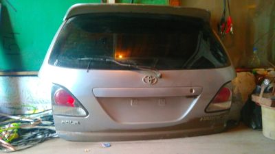 Лот: 16535675. Фото: 1. Дверь багажника Toyota Harrier. Кузов