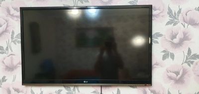Лот: 15647589. Фото: 1. Тв LG 42LS570T. Телевизоры