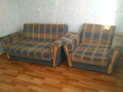 Лот: 3074728. Фото: 1. Диван + Кресло-кровать БЕСПЛАТНО... Кресла, пуфы