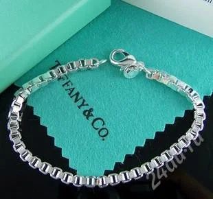 Лот: 968002. Фото: 1. Tiffany&Co браслет. Браслеты