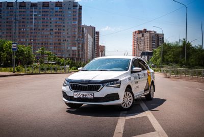 Лот: 24589370. Фото: 1. Аренда авто. Прокат карнавальных костюмов и праздничной одежды