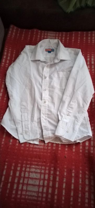 Лот: 19028692. Фото: 1. Белая рубашка на мальчика(рост... Рубашки, блузки, водолазки