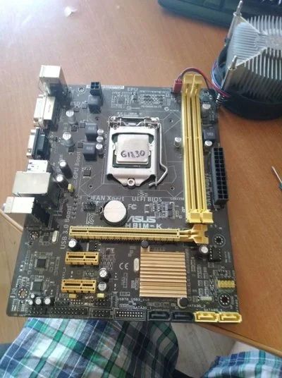 Лот: 13939328. Фото: 1. материнская плата ASUS H81m-k... Процессоры