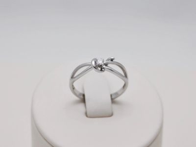 Лот: 12321281. Фото: 1. ЗОЛОТОЕ КОЛЬЦО С БРИЛЛИАНТОМ 1... Кольца, перстни