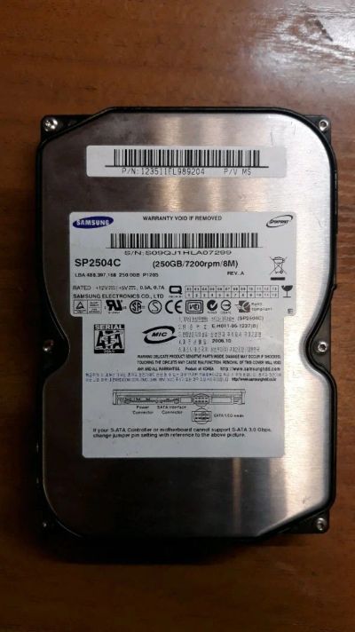 Лот: 12366708. Фото: 1. Samsung SP2504C (250GB/7200RPM... Жёсткие диски (HDD)