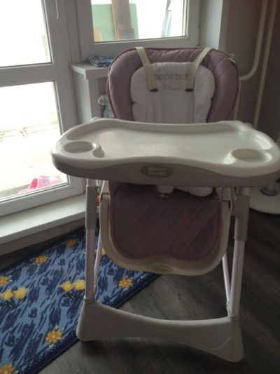 Лот: 7005268. Фото: 1. Стульчик для кормления happy baby. Стульчики для кормления