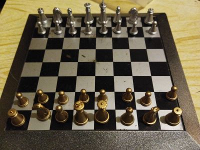 Лот: 19687266. Фото: 1. Шахматы магнитные. Шахматы, шашки, нарды
