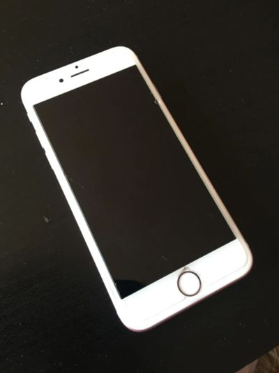 Лот: 9675549. Фото: 1. iPhone 6s gold rose 32gb. Смартфоны