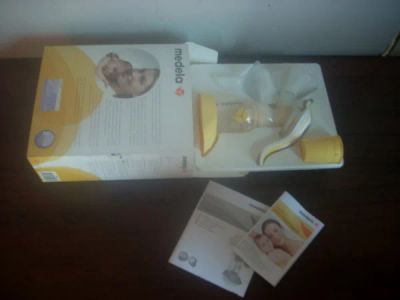 Лот: 4612171. Фото: 1. молокоотсос medela. Всё для кормления