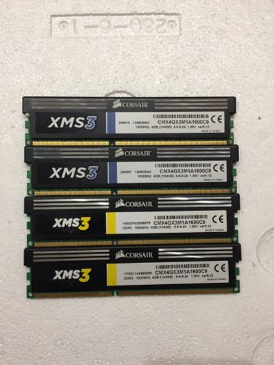 Лот: 15491708. Фото: 1. Оперативная память Corsair DDR3... Оперативная память