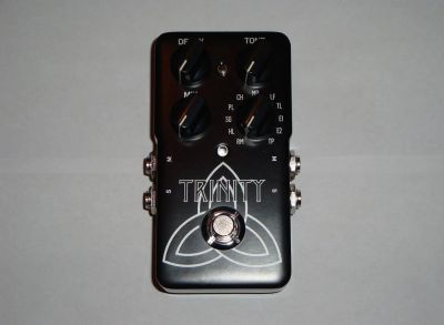 Лот: 3596384. Фото: 1. TC Electronic Trinity Reverb. Гитарные эффекты и комбоусилители