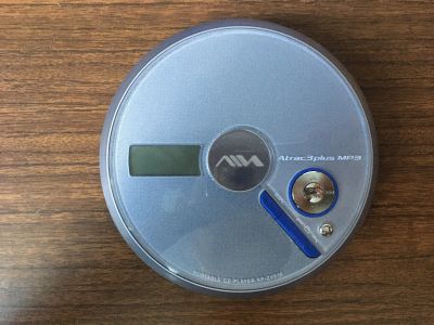 Лот: 16305977. Фото: 1. CD-плейер Aiwa XP-ZV616. Плееры