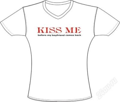 Лот: 698379. Фото: 1. Футболка "Kiss me, before my boyfriend... Другое (сувениры, подарки)