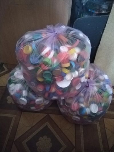 Лот: 21781093. Фото: 1. Мега лот пластиковых крышечек... Разное