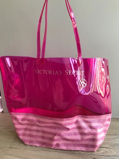 Лот: 16387396. Фото: 1. Cумка Victoria’s Secret розовая. Сумки