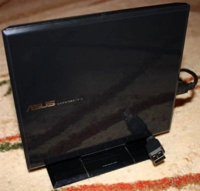 Лот: 1497688. Фото: 1. Внешний привод ASUS SDRW-08D1S-U... Приводы CD, DVD, BR, FDD