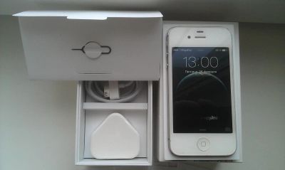 Лот: 6994979. Фото: 1. iPhone 4S 32GB. Смартфоны