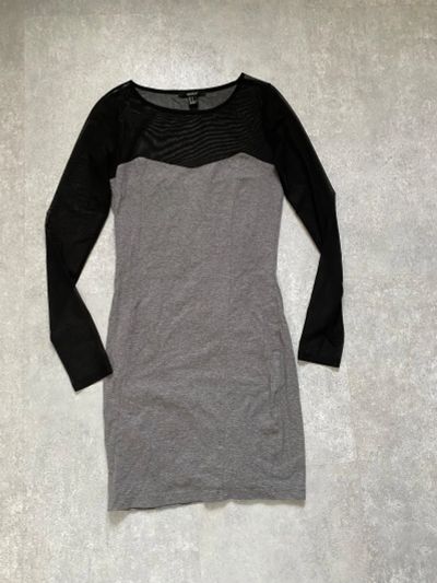 Лот: 24396275. Фото: 1. Платье Forever 21 42-44 р-р (много... Платья