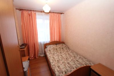 Лот: 4943509. Фото: 1. Гостинка Тотмина 27. Квартиры, студии