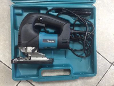 Лот: 8159387. Фото: 1. Продам лобзик Makita 4340CT... Электроинструмент