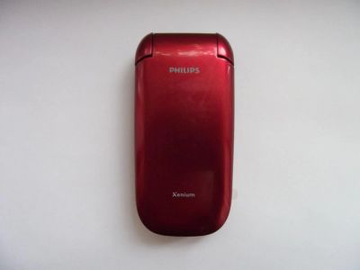 Лот: 4092216. Фото: 1. телефон Philips. Кнопочные мобильные телефоны