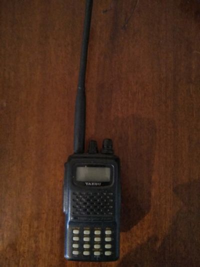 Лот: 14789163. Фото: 1. Рация yaesu ft-60. Рации, радиостанции