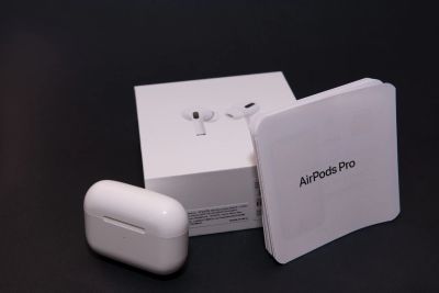 Лот: 18579170. Фото: 1. Airpods Pro. Наушники, гарнитуры