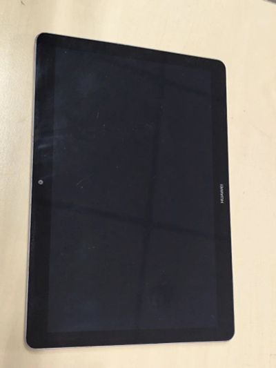 Лот: 25547117. Фото: 1. Планшет Huawei MediaPad T3 10. Планшеты