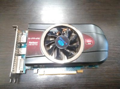 Лот: 8674856. Фото: 1. Видеокарта Radeon HD 6770 1GB... Видеокарты