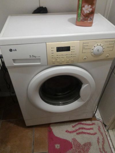 Лот: 8370254. Фото: 1. Продам стиральную машинку LG. Стиральные машины
