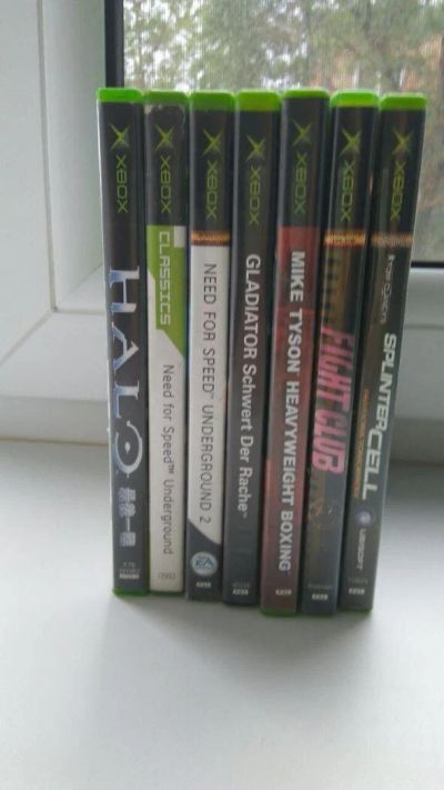 Лот: 10165774. Фото: 1. xbox original 8 DVD. Игры для консолей