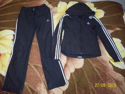 Лот: 6171187. Фото: 1. Cпортивный костюм Adidas рост... Спортивная одежда