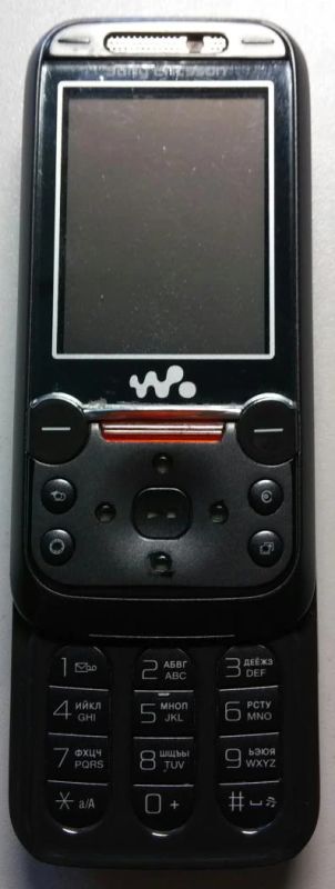 Лот: 4367889. Фото: 1. Сотовый телефон Sony Ericsson... Кнопочные мобильные телефоны