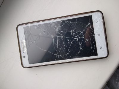 Лот: 16733431. Фото: 1. Смартфон lenovo a536 белый. Смартфоны
