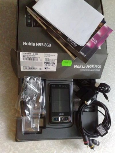 Лот: 85873. Фото: 1. Nokia N95-8Gb в идеальном сост... Смартфоны