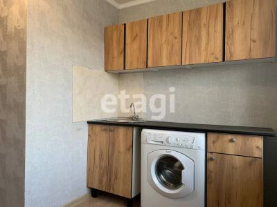 Лот: 25063438. Фото: 1. Сдам 1-комн. кв. 12.7 кв.м. Красноярск... Квартиры, студии