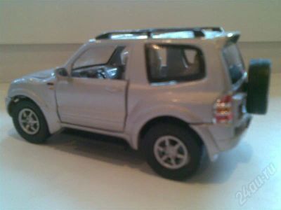 Лот: 477879. Фото: 1. моделька Mitsubishi Pajero. Автомоделизм
