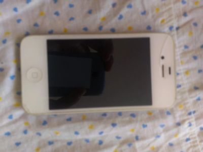 Лот: 3139501. Фото: 1. Iphone 4s white. Смартфоны