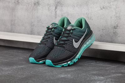 Лот: 16028660. Фото: 1. Кроссовки Nike Air Max 2017 (7254... Кеды, кроссовки, слипоны
