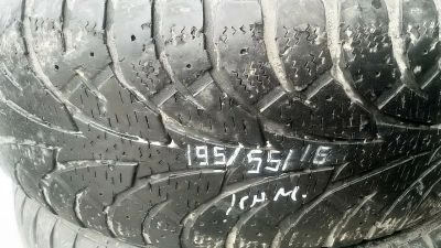 Лот: 16050656. Фото: 1. 195/55 R16 Hankook W-409 одно. Шины
