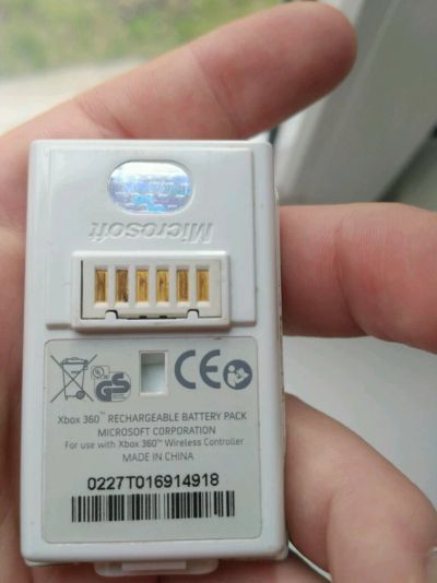Лот: 11467321. Фото: 1. Аккумулятор для беспроводного... Аксессуары для игровых приставок, консолей, геймпады