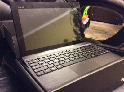 Лот: 5281990. Фото: 1. Планшет-трансформер ASUS T100TA-DK066H... Планшеты