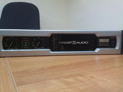 Лот: 5298705. Фото: 1. Усилитель CREST AUDIO CD-3000. Гитарные эффекты и комбоусилители
