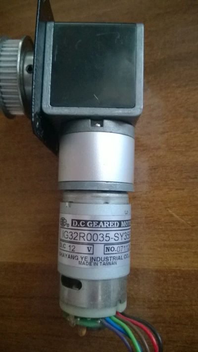 Лот: 4202200. Фото: 1. Электромотор постоянного тока... Электродвигатели, микромоторы