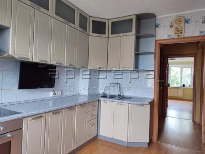 Лот: 20720722. Фото: 1. 3-комнатная квартира на ул. Сергея... Квартиры, студии
